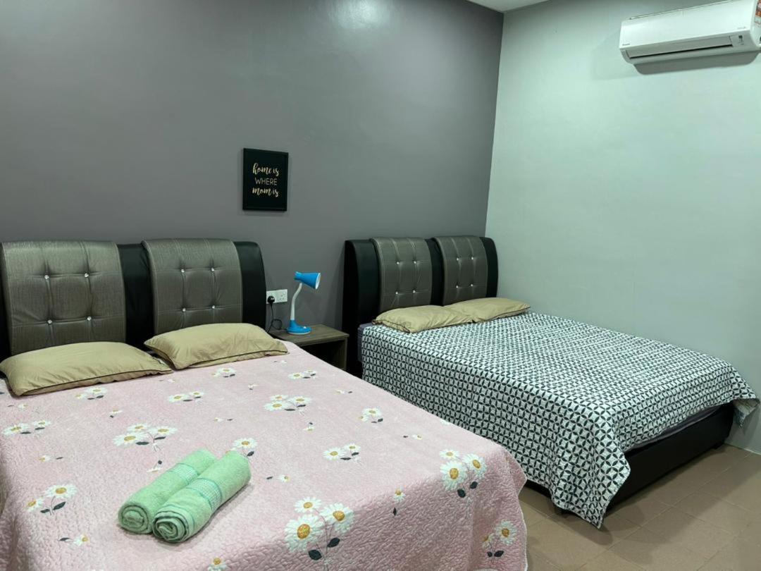 Botani Loft Holiday home *